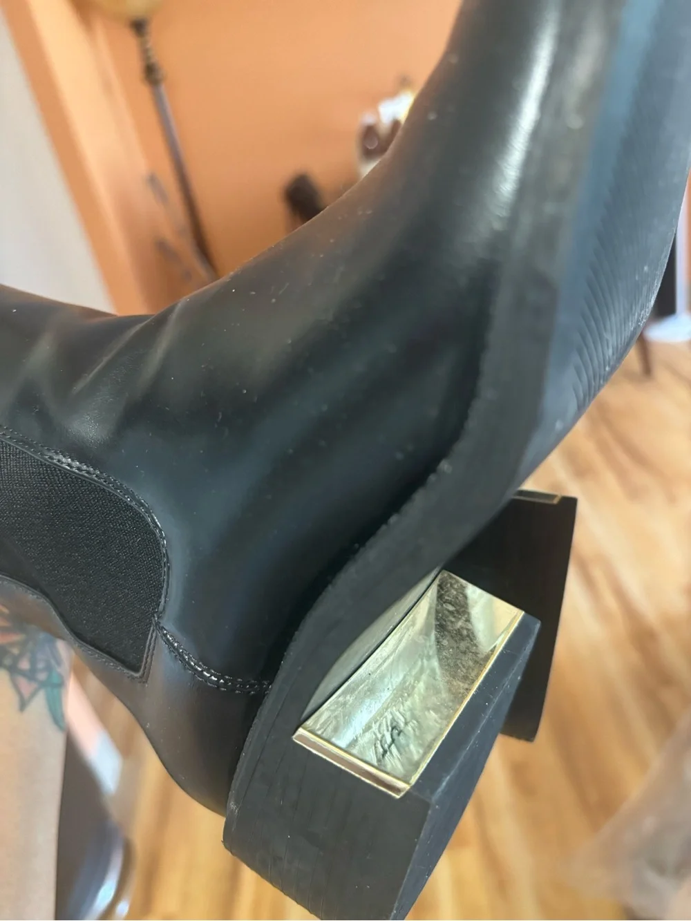 Zara women’s  Chelsea Boots
